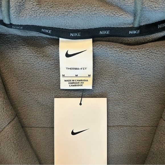 Nike Therma-Fit Winterized Full Zip Training Jacket Hoodie Grey Size Medium - Picture 6 of 6